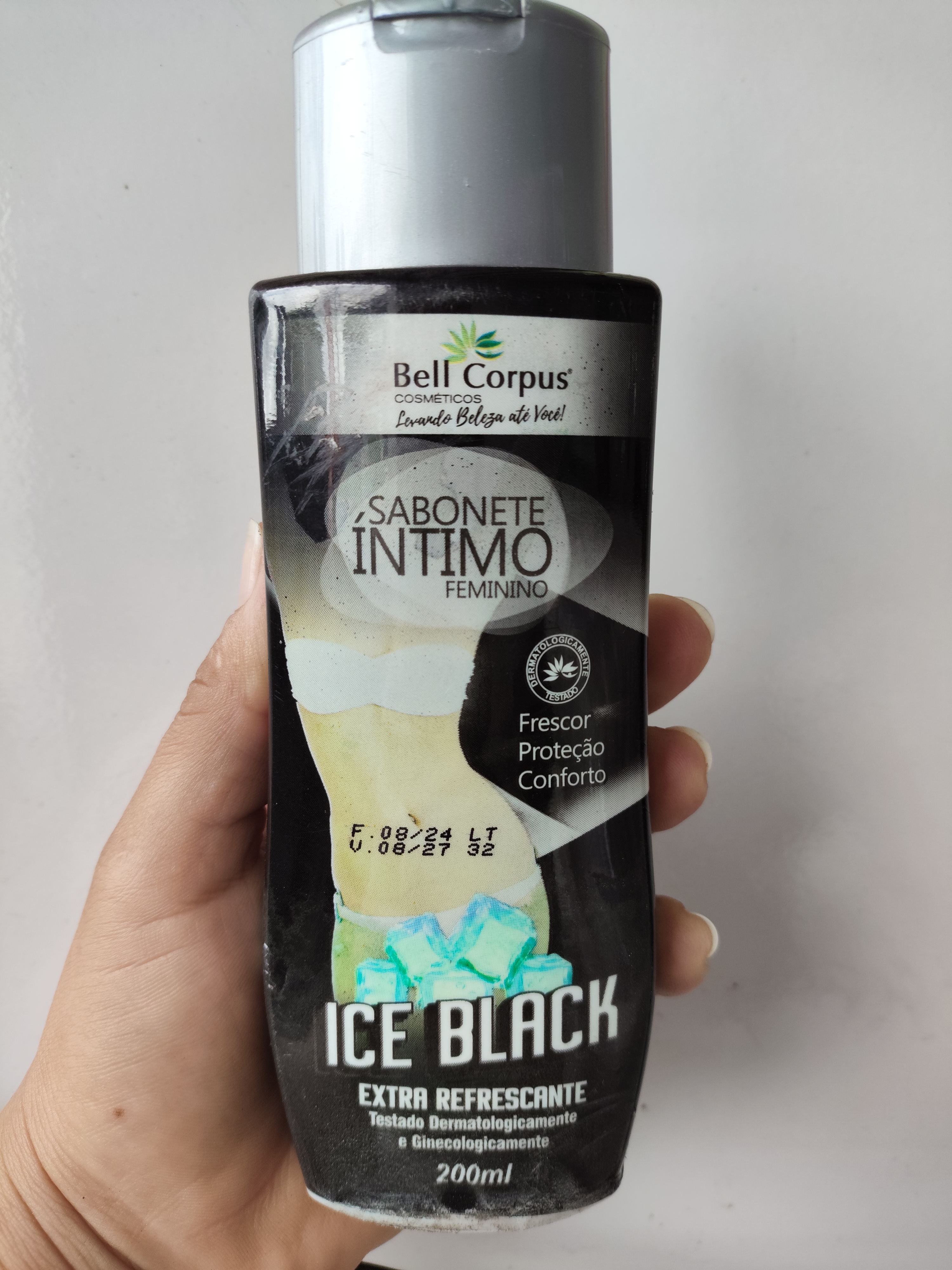 Sabonete Íntimo 200ml Apinil feminino.